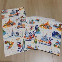美品　ディズニー　紙袋　6枚セットのサムネイル