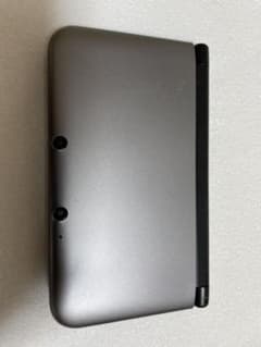 ニンテンドー3DS LL シルバー×ブラックのサムネイル