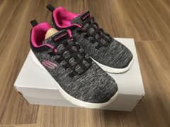 SKECHERS 〔 スケッチャーズ 〕ブラック ピンク スニーカーのサムネイル