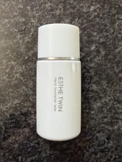 【残量8割】エステツインリキッドファンデーション 30ml サロン専売　美肌のサムネイル