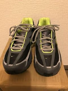 NIKEスニーカーのサムネイル