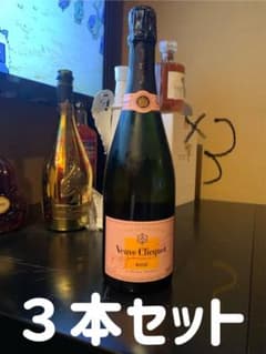 Veuve Clicquot Rose シャンパン 750ml 3本セット Veuve Clicquot Rose シャンパン 3本セット - メルカリ
