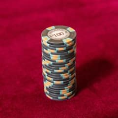 ミラノポーカーチップ 高級クレイ製 10枚 黒 手遊び チップトリック用