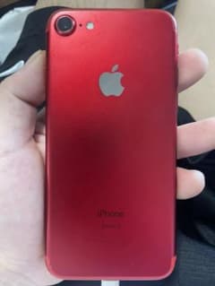 iPhone 7 Red 128 GB SIMフリーのサムネイル