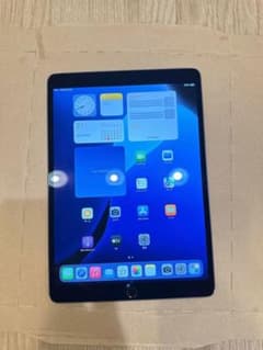 Apple iPad Air (第3世代) 256GBバテッリー容量95%のサムネイル