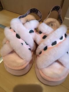 UGG 厚底サンダル ピンク 26cmのサムネイル