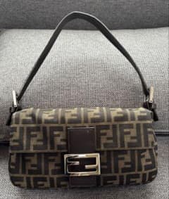 ル*フ様 fendi マンマバケット ショルダーバッグ ズッカ柄 