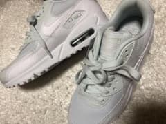 NIKE AIR MAX 90 ♡ スニーカーのサムネイル