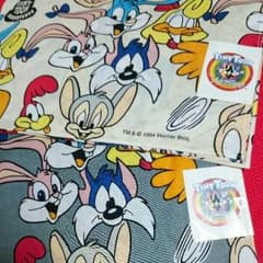 新品 ルーニーチューンズ ハンカチ2枚セット 大判 バックスバニーのサムネイル