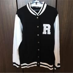 Rイニシャル付きスタジャンのサムネイル
