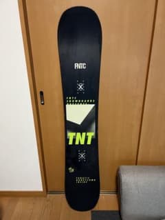 FNTC TNT スノーボードのサムネイル