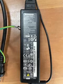 中古純正LenovoレノボACアダプターのサムネイル