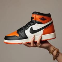 ナイキ エアジョーダン1 レトロ ハイ OG シャッタードバックボード　28cm ナイキ エアジョーダン1 レトロ ハイ OG シャッタードバックボード