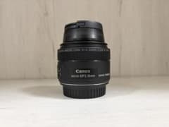 EF-S35mm F2.8 マクロ IS STMのサムネイル