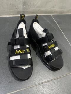 あ*あ様 Dr. Martens サンダル ブラックのサムネイル