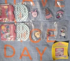 ちいかわ×サンリオキャラクターズ レイヤーアクスタ　シーサー　古本屋　カニちゃんのサムネイル