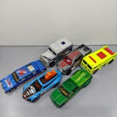 Hot Wheels ホットウィール 6台セット（消防車・トラック・リムジン他）のサムネイル