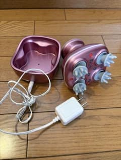 ピンク ヘッドマッサージ器 充電器付きのサムネイル