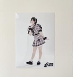 CUTIE STREET】真鍋凪咲 生写真 1点 チェック柄制服衣装 - メルカリ