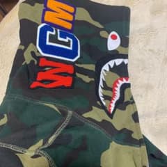 A BATHING APE シャークパーカーxsのサムネイル
