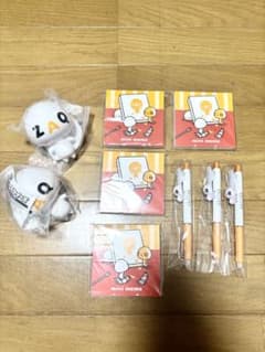 新品/未開封【ZAQ】ざっくぅ 文房具＆スクイーズセット 非売品のサムネイル