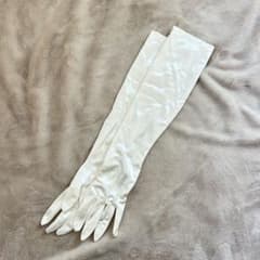 クリームホワイト　サテン風 ロンググローブのサムネイル