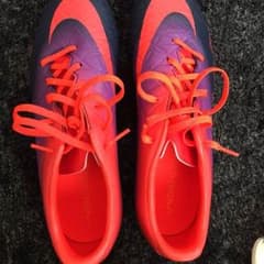 サッカースパイクのサムネイル