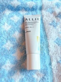 ALLIE フラットスムースフィルターUV 顔用 日焼け止めジェルのサムネイル