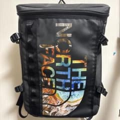 THE NORTH FACE ヒューズボックス リュック ブラックのサムネイル