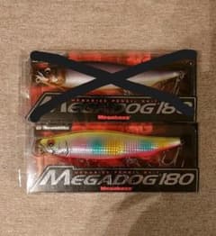 メガドッグ 180のサムネイル