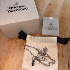 Vivienne Westwood オーブ ブレスレット シルバーカラーのサムネイル