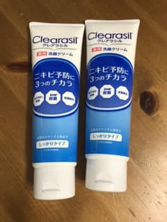 クレアラシル 薬用洗顔フォームのサムネイル