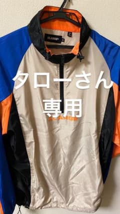 ナイロンパーカーのサムネイル