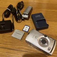 Canon IXY WIRELESSデジタルカメラ 5.0メガピクセルのサムネイル