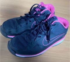 あや様専用！NIKE AIR ナイキ スニーカー 23.5cmのサムネイル