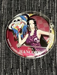 ワンピース ハンコック 缶バッジ USJ限定 - メルカリ