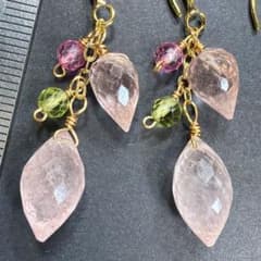 akko.scm◆ピンクトパーズ×両剣水晶ピアス✧14kgf 14KGF＊綺麗なストロベリークォーツの可愛いピアスk57 ピンクトパーズ