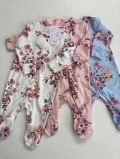 新品未使用　next baby ロンパース3枚セットのサムネイル