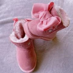 ムートンブーツのサムネイル