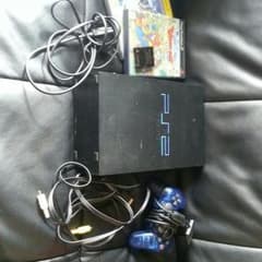 PS2 本体＋付属品＋ソフトのサムネイル