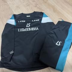 LUZ e SOMBRA ジャージ 上下セットアップ150 - メルカリ