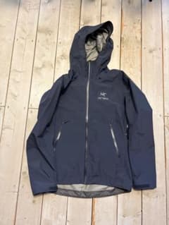 ARC'TERYX アークテリクス BETA LT ブラックサファイア L 廃盤 - メルカリ