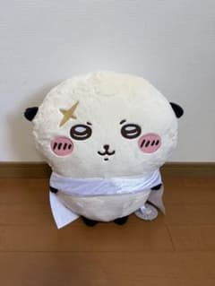 ちいかわ ラッコ 大きなぬいぐるみ タグ付きのサムネイル
