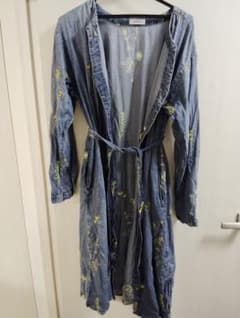 値下げ　graniph 花柄刺繍 デニム調ロングカーディガンのサムネイル
