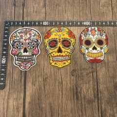 大きい花髑髏のアイロン刺繍ワッペン3枚セットのサムネイル