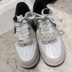NIKE AIR FORCE 1 スニーカーのサムネイル
