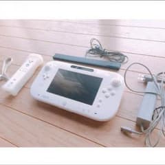 WiiU 本体 32GB ゲームパッド リモコンプラス センサーバー ソフト付のサムネイル