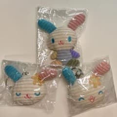 サンリオウサハナ　 ぬいぐるみキーホルダー2 コーデュロイ　3点セットのサムネイル