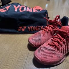 YONEX テニスシューズ レッド 24.0cmのサムネイル