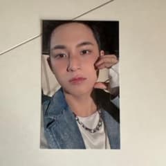 SEVENTEEN 会場　トレカ　大阪　ミンギュ　特典　universalのサムネイル